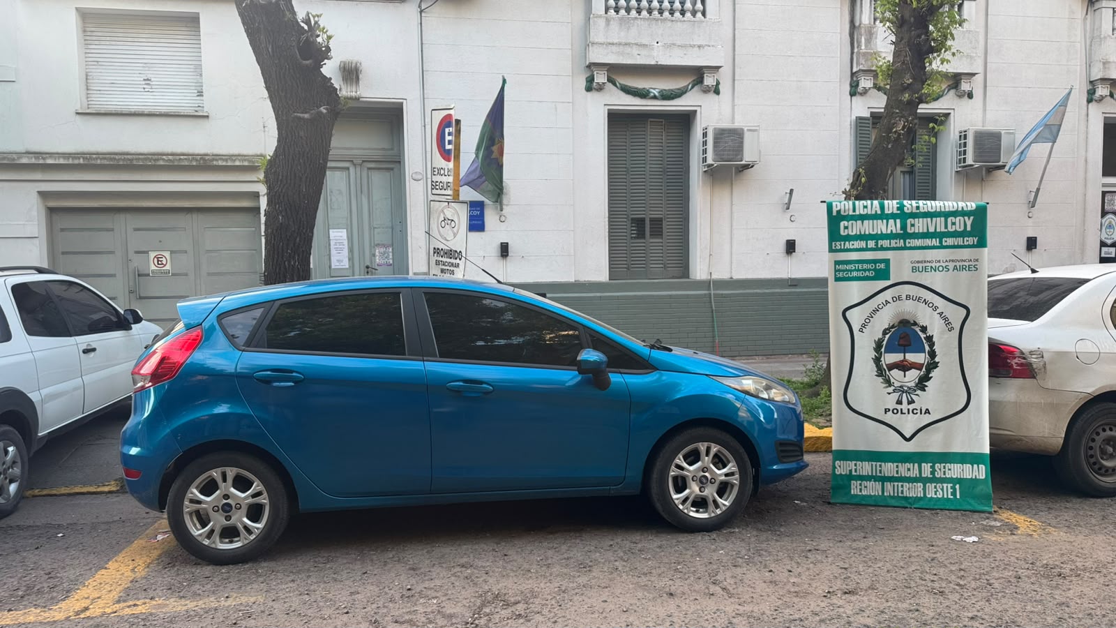 Recuperaron en Chivilcoy un Ford Fiesta con pedido de secuestro activo por robo en CABA
