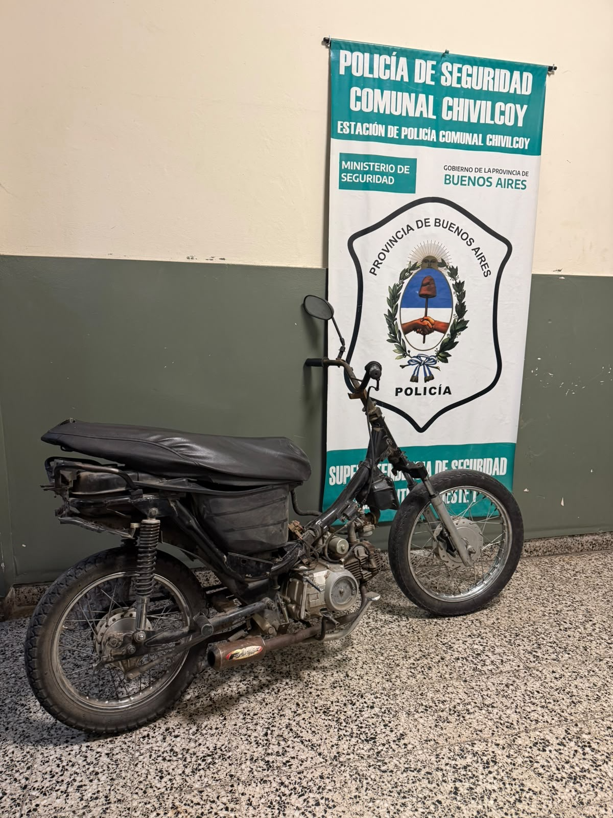 Policía recuperó una moto robada